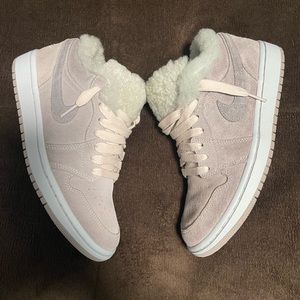 Women’s Air Jordan 1 Low SE Sherpa Fleece